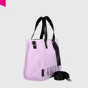 Kleine REBELLE Poppy Nylon Handtasche mit modernem Design und abnehmbarem Schulterriemen