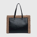 REPLAY Cozy Mod Shopper aus schwarzem PU mit braunem Kunstfellrand und abnehmbarem Kunstleder-Geldbeutel