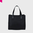 Kleine REBELLE Poppy Nylon Handtasche mit modernem Design und verstellbarem Schulterriemen
