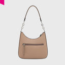 Emily & Noah ELLA kleine Beuteltasche aus Feinsynthetik mit Reißverschluss und Umhängeriemen in Beige