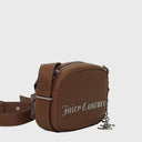Jasmine Squared Crossbody Tasche von Juicy Couture braune Umhängetasche aus Kunstleder mit silbernem Logo und verstellbarem Schulterriemen