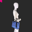 REBELLE Poppy Nylon kleine Handtasche mit abnehmbarem Schulterriemen und praktischem Innenfach