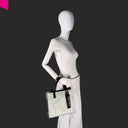 Kleine REBELLE Poppy Nylon Handtasche mit abnehmbarem Schulterriemen und REBELLE Logo